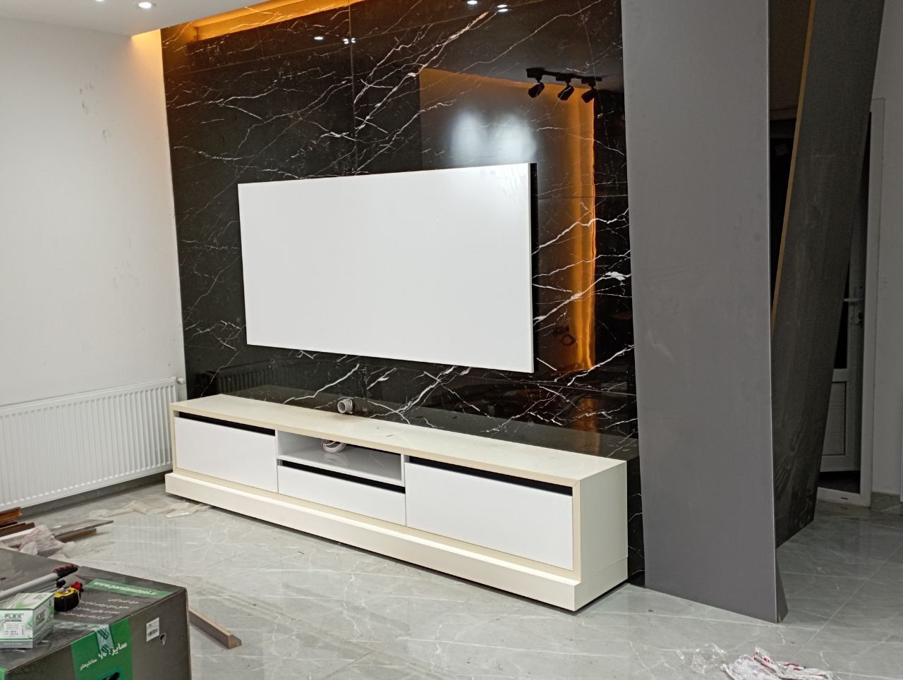 Image gallery marquee