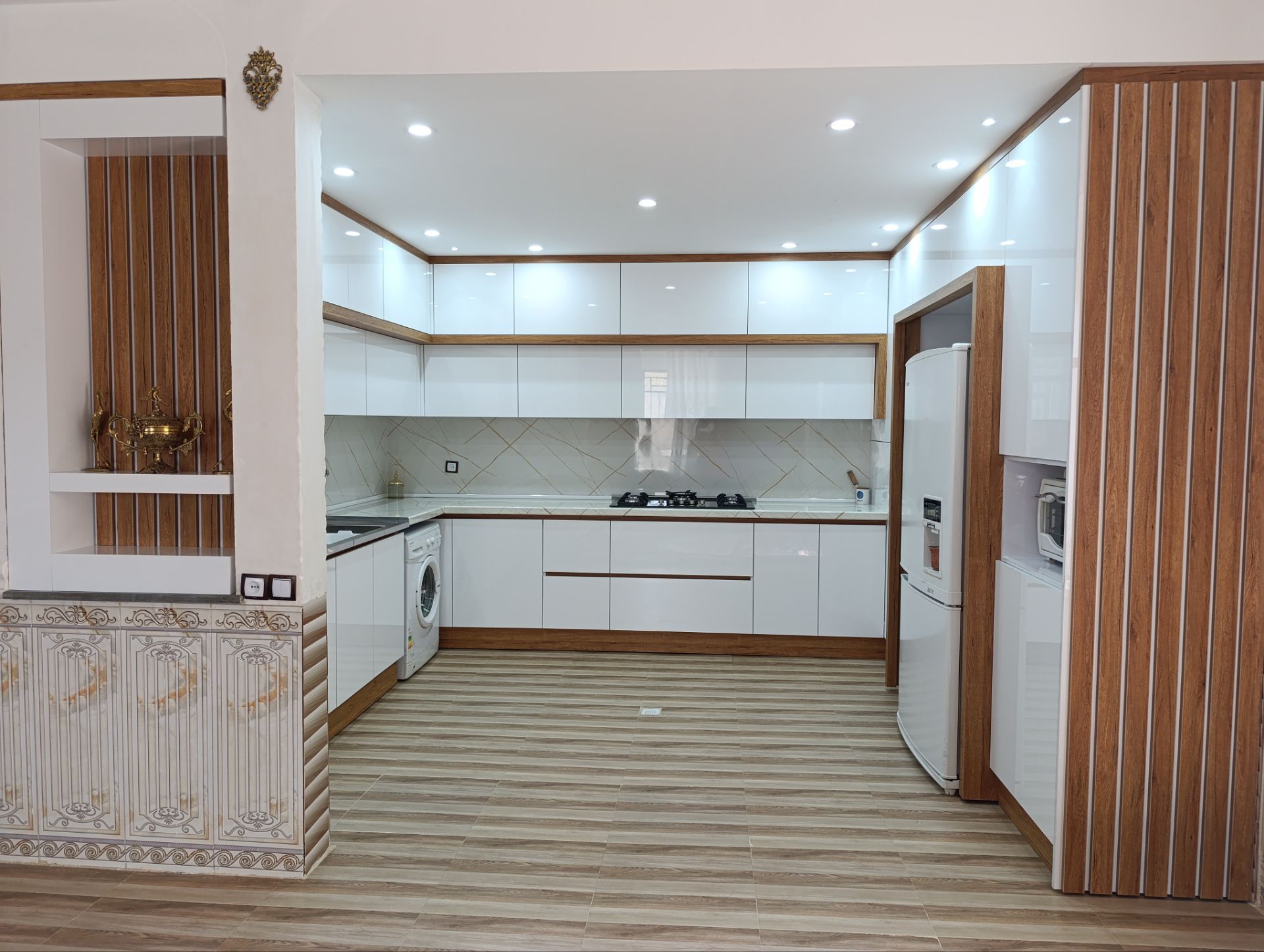 Image gallery marquee